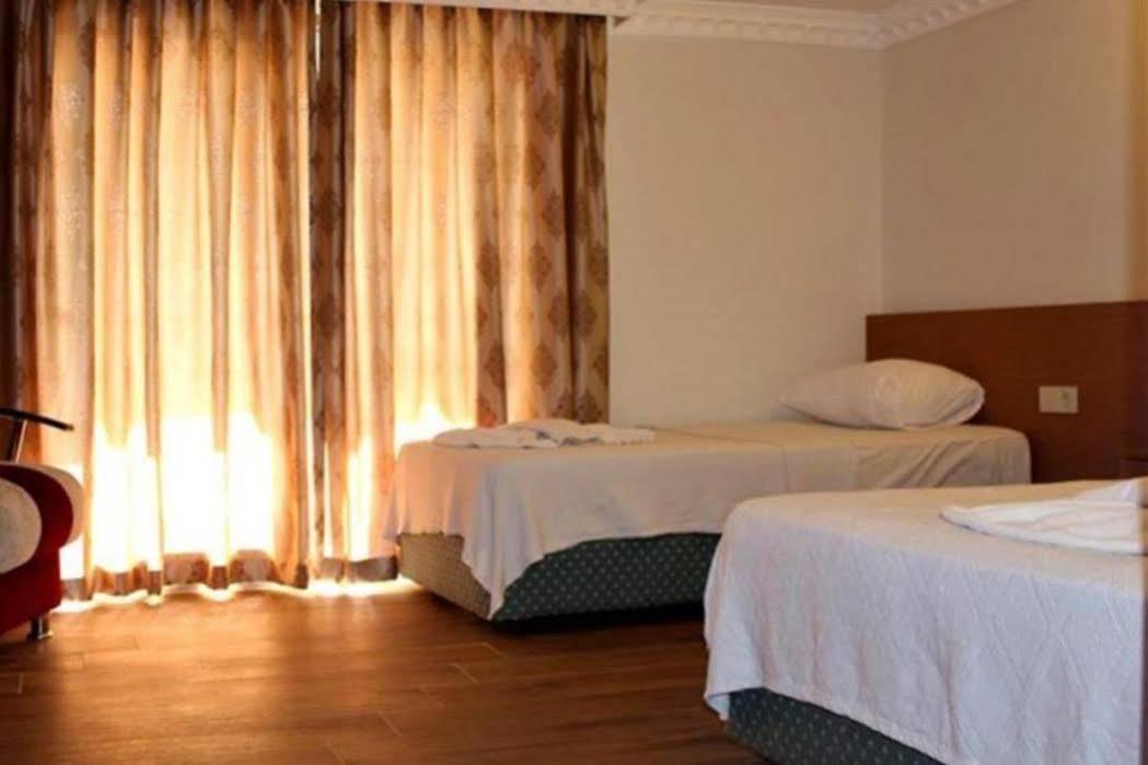 Britannia Hotel Кемер Экстерьер фото
